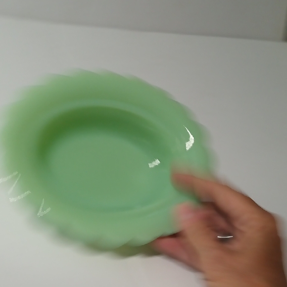 Vintage-Style Jade Green Hen Dish - Picture 6 of 9
